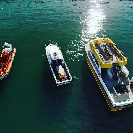 ホテル The Harbour Lights イフラクーム エクステリア 写真
